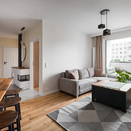 Lazurowa Deluxe Warsaw
